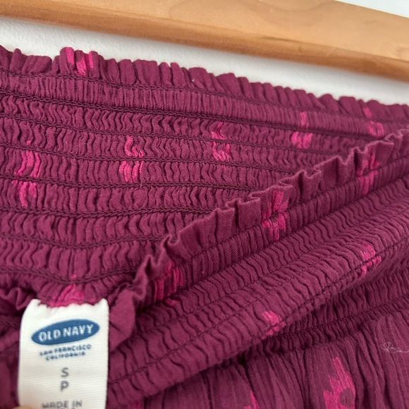 Old Navy Skirt Fuchsia Pink Pattern Size S - Picture 3 of 4